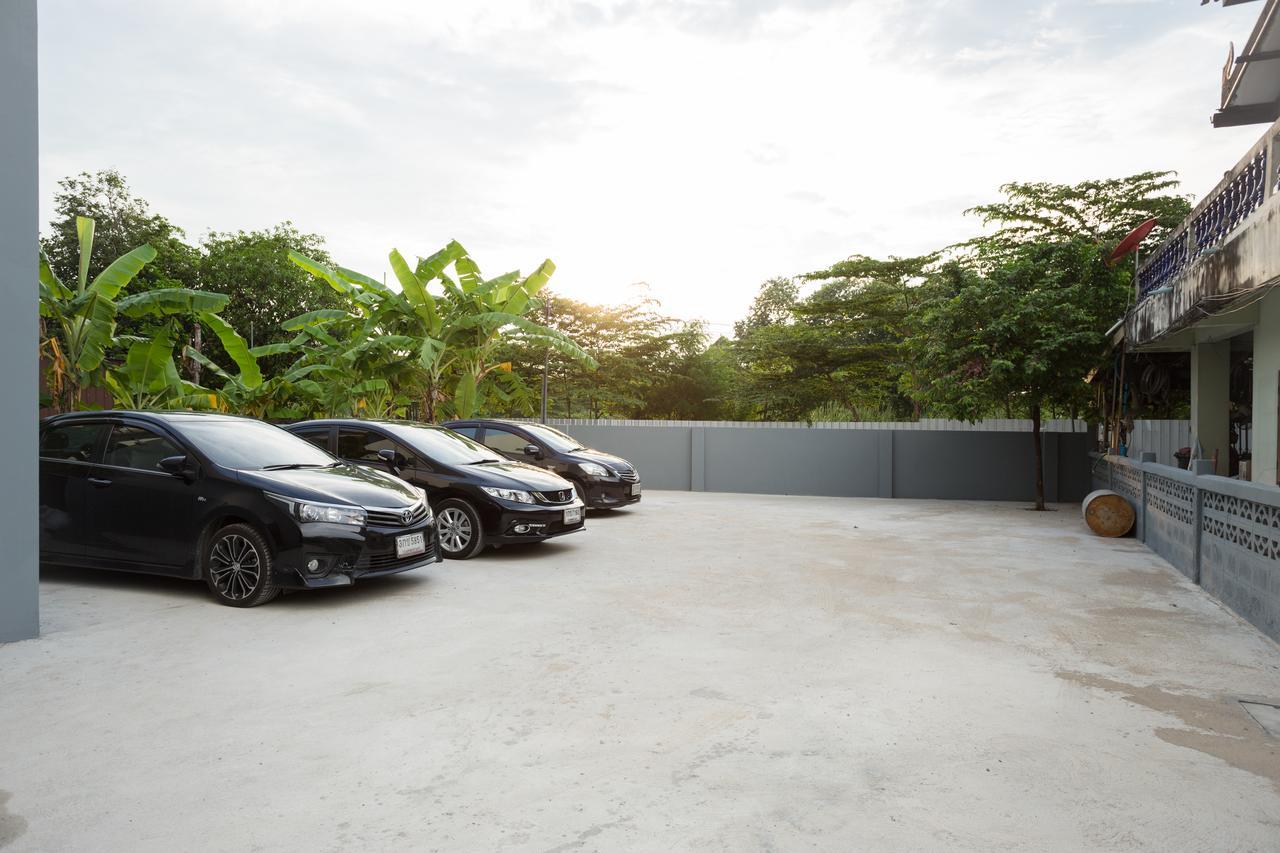 Twentynine Kv Apartel Nonthaburi Eksteriør bilde